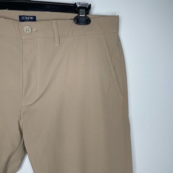 J.CREW Tech Pant Men 33 x 30 Slim Lightweight Khaki Tan Performance AA712 - Picture 2 of 16